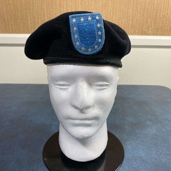 Vintage Authentic US Army Military Black Wool Beret SIZE 7-1/4 to 7-3/8 - Picture 1 of 6